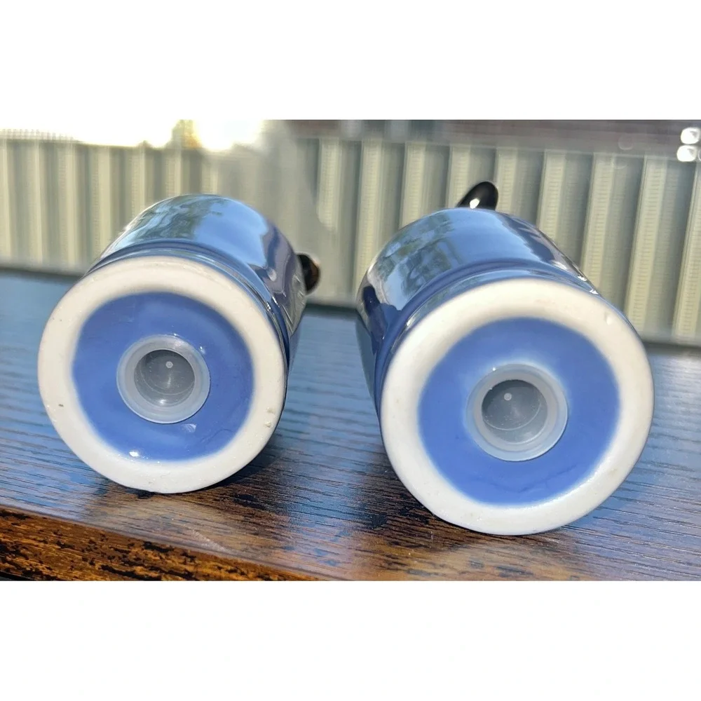 Sarsaparilla Seltzer Bottle Salt and Pepper Shakers OS Blue Excellent 1981 Deco